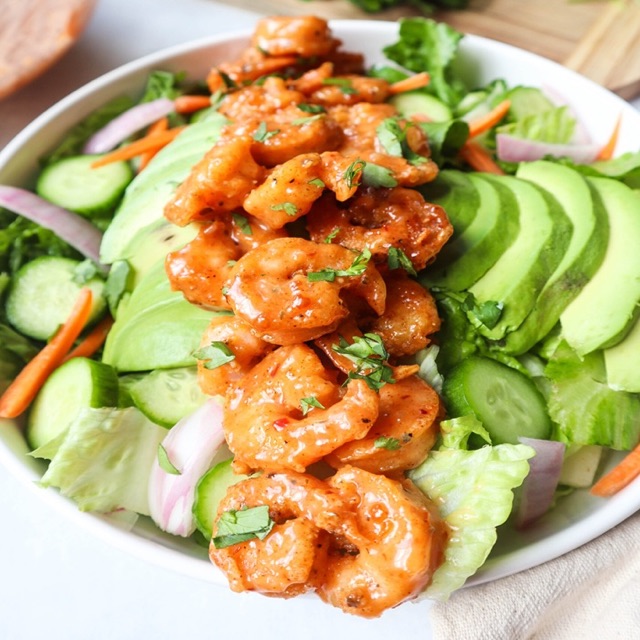 Ensalada de gambas Bang Bang